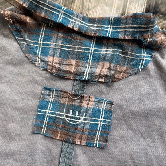 🙂Oli & Hali Layered Plaid Sweatshirt Flannel Oversized Raw Hem Grunge Smile | L - Picture 3 of 9